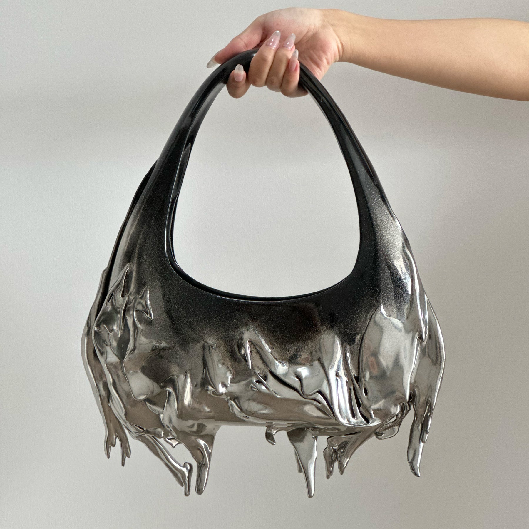 GNASTIY BAG-ROUND VERSION BLACK SILVER