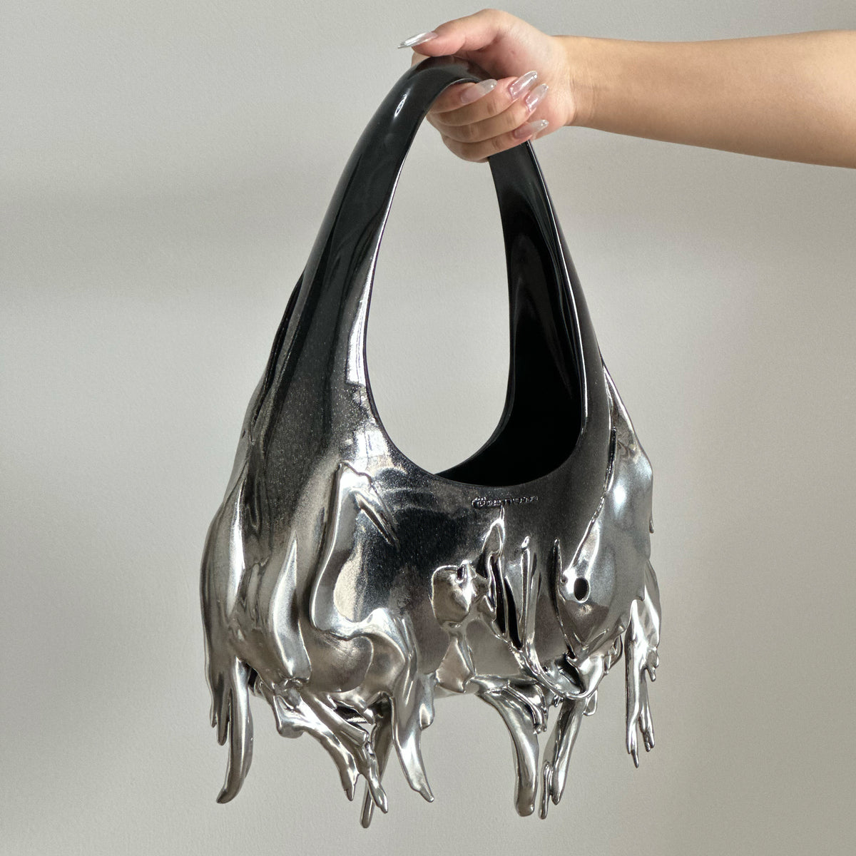 GNASTIY BAG-ROUND VERSION BLACK SILVER
