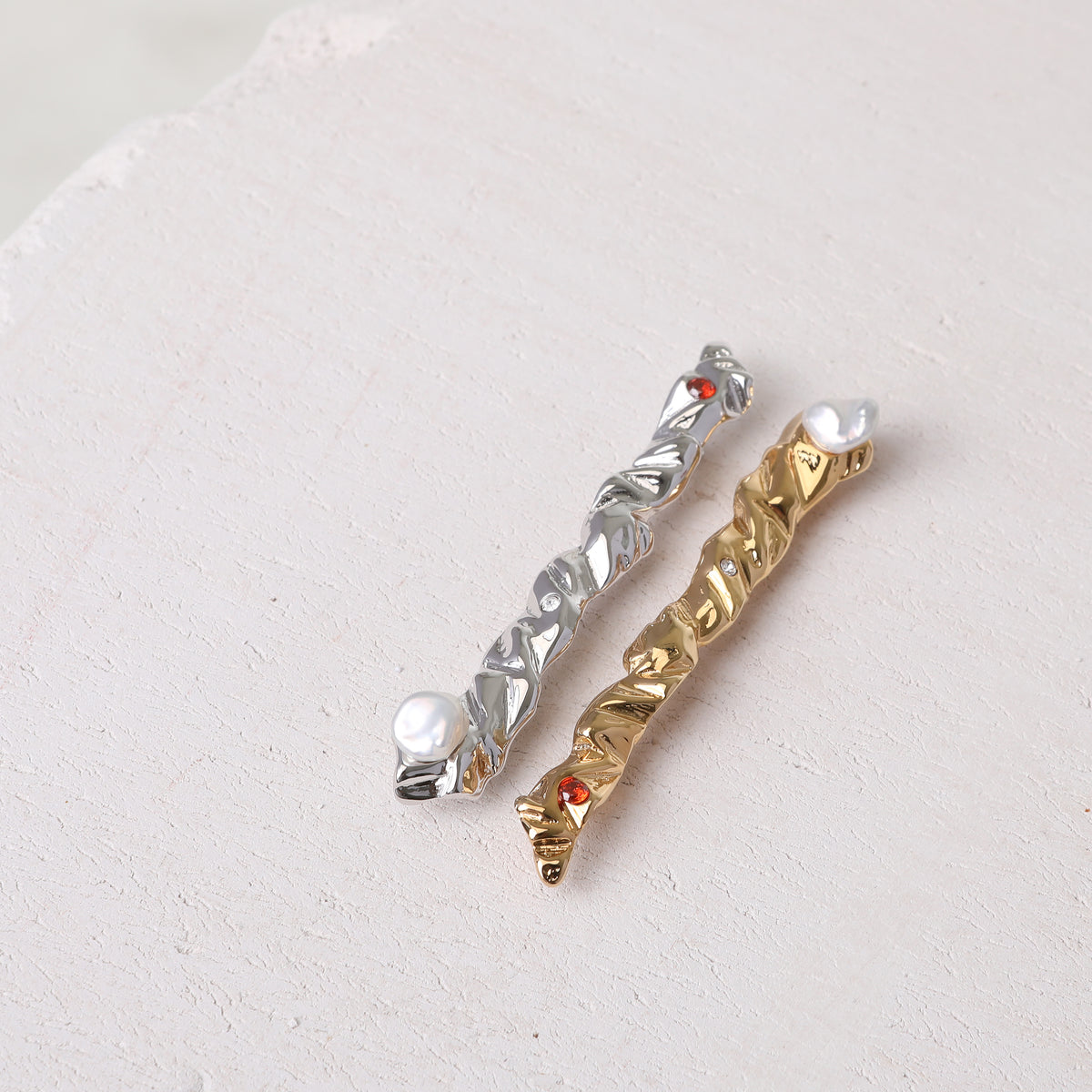 CLIFF PEARL HAIRCLIP SILVER