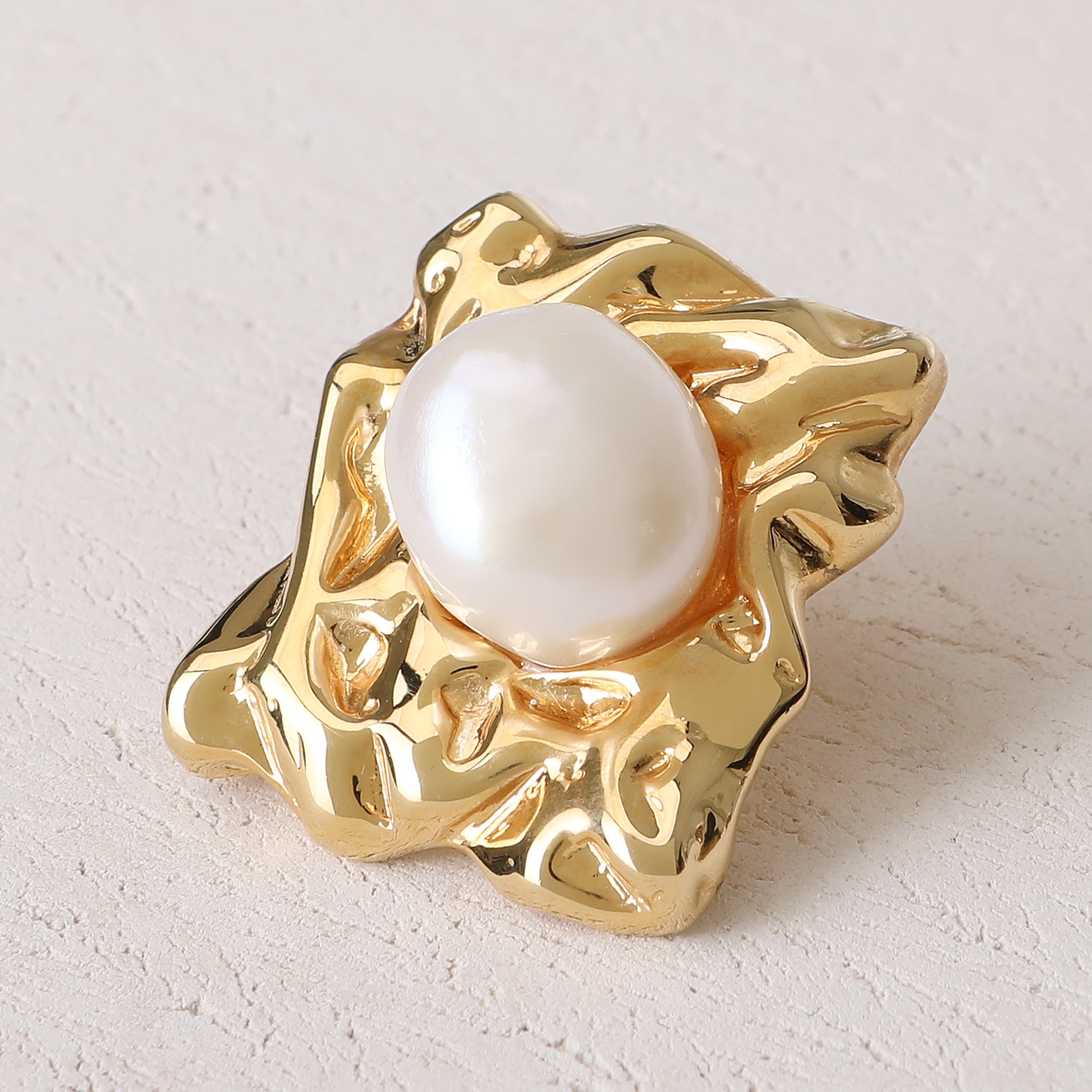 FRAME EARIING GOLD