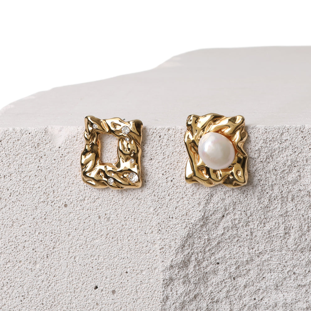 FRAME EARIING GOLD