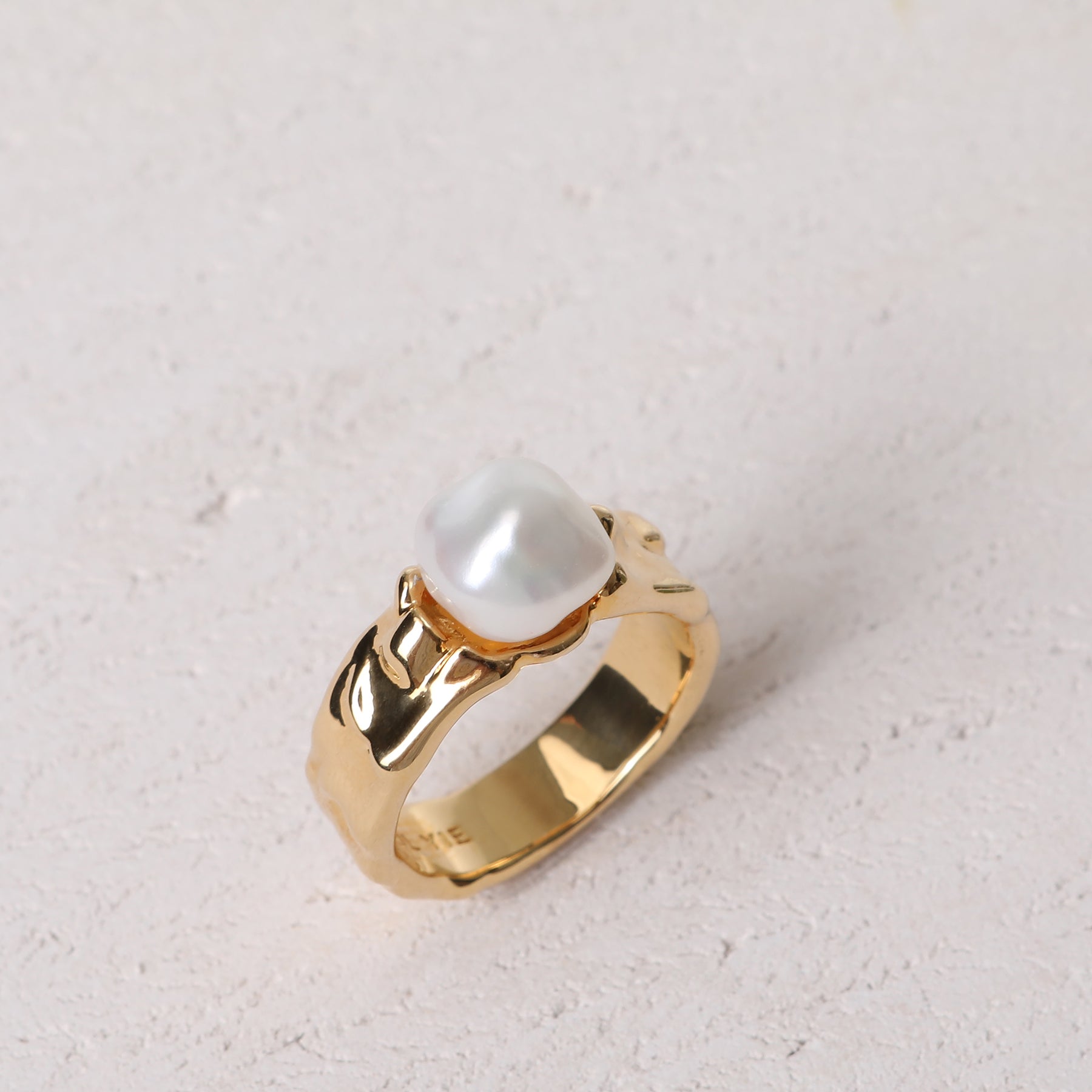 KARST PEARL RING GOLD